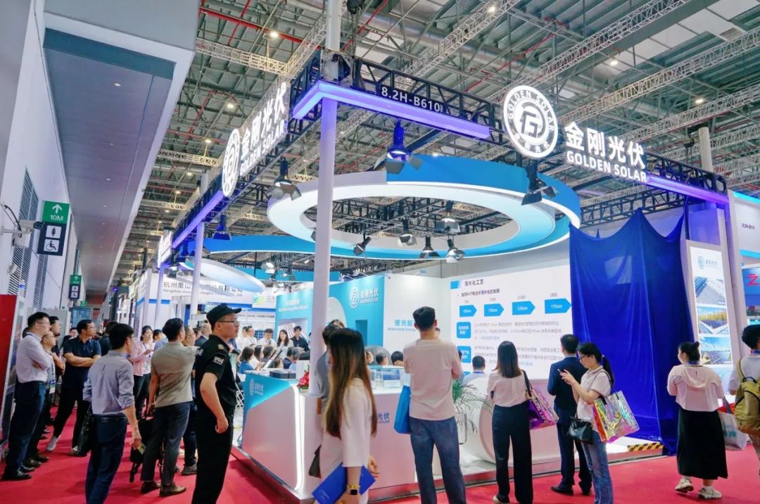 新品、颁证、签约！5001拉斯维加斯光伏闪耀SNEC 2024，绽放“N时代”新质生产力